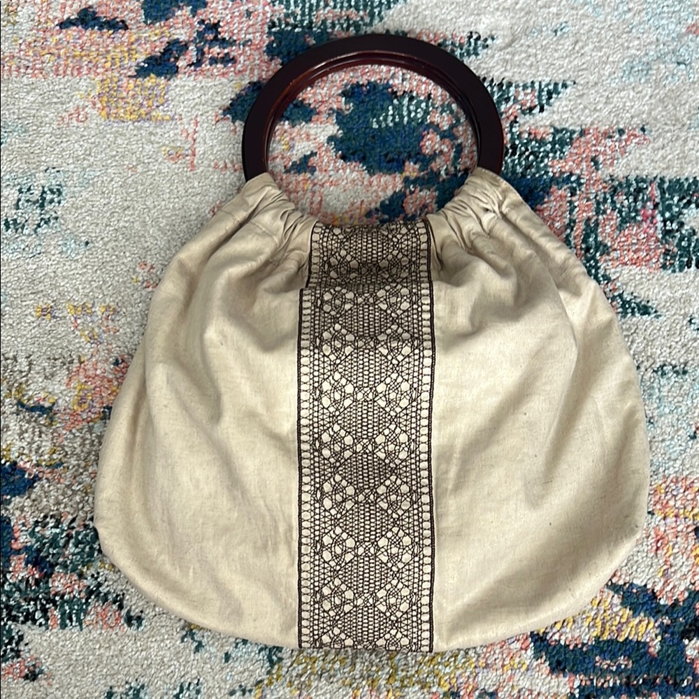BCBG PARIS - Vintage Boho Handbag with Wooden Handles